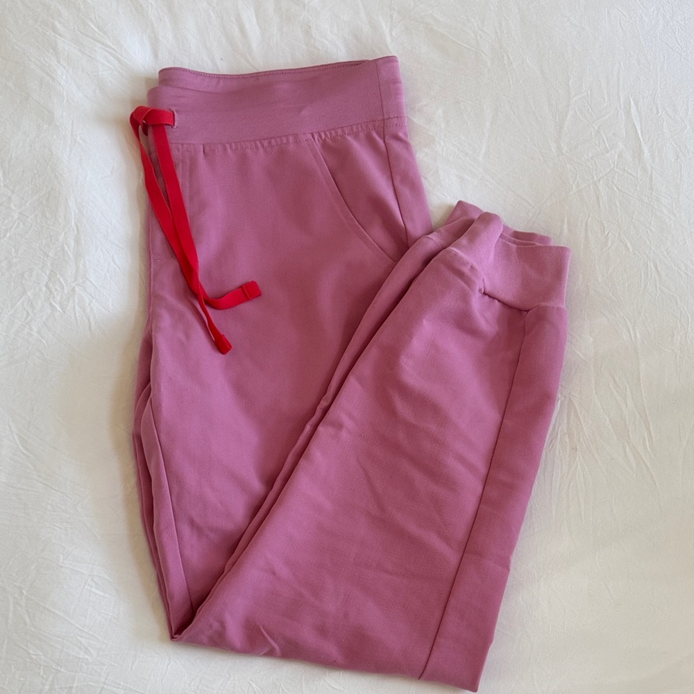 Figs Chalk Pink Women’s Zamora Jogger Medium